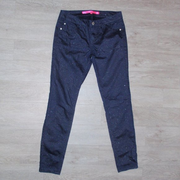 Tinseltown size 9 Dark Blue Stretch Jeans with Sparkles Waist 32” - Picture 2 of 4